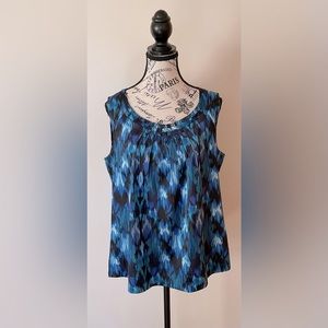 CHICO’S Sleeveless Blouse Beautiful Blues Satin Feel Top Size L (2)